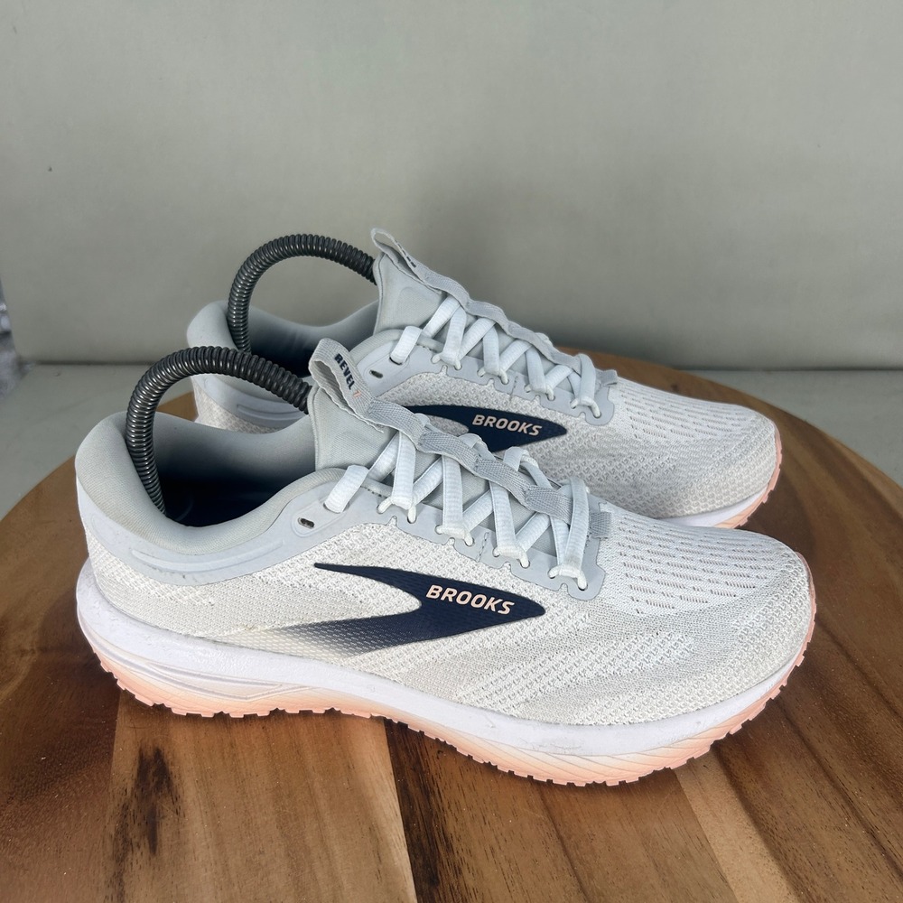 Brooks Revel 7 Womens Running Shoes White Peach Navy 1204241B195 Size 8.5 B